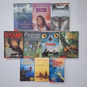 Scholastic Junior/Intermediate  Paperback Novels Lot of 10